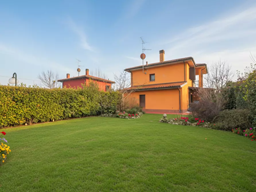 Immagine 19 di Villa in vendita  in via russo 13 a San Lazzaro Di Savena