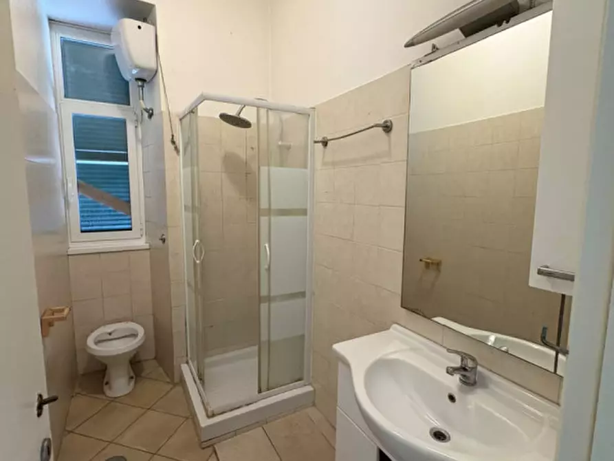 Immagine 5 di Appartamento in vendita  in Via Cino da Pistoia a Roma