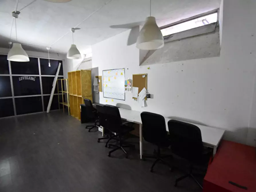 Immagine 11 di Appartamento in vendita  in Via Cino da Pistoia a Roma