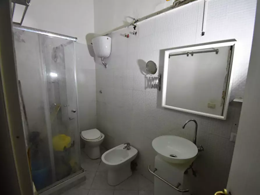 Immagine 13 di Appartamento in vendita  in Via Cino da Pistoia a Roma