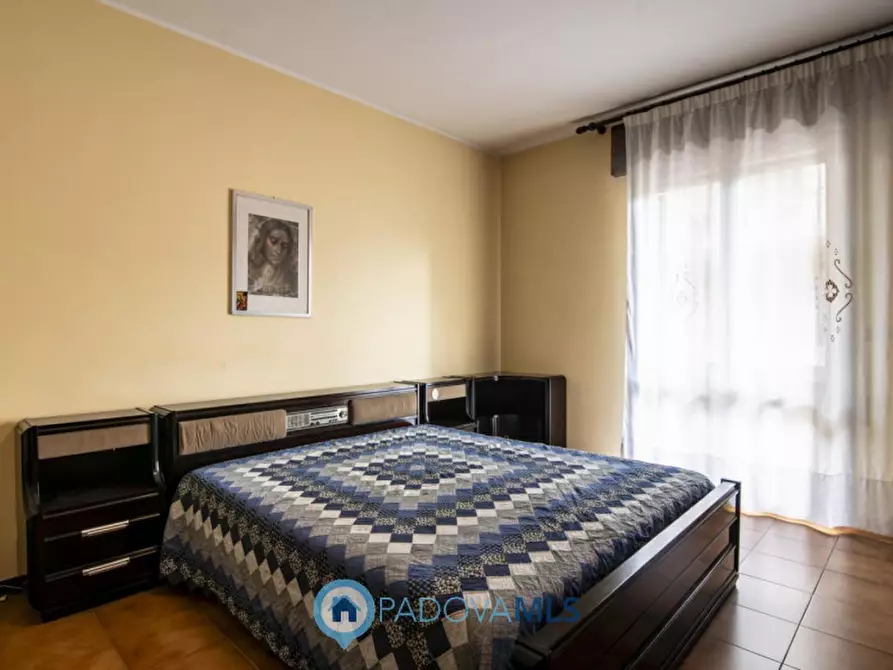 Immagine 4 di Appartamento in vendita  in Via Giovanni Battista Moroni a Abano Terme