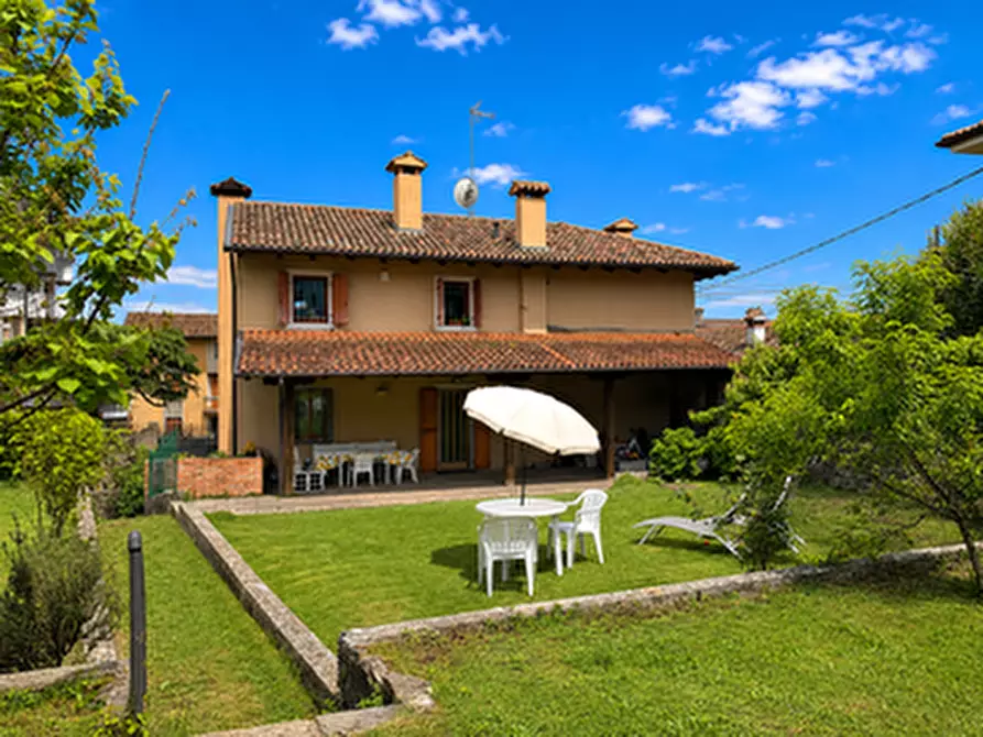 Immagine 1 di Casa bifamiliare in vendita  in Via Cecconaia 2 a Fagagna