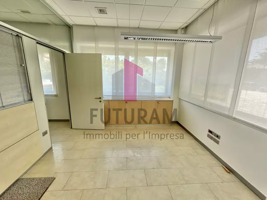 Immagine 7 di Ufficio in affitto  a Vicenza