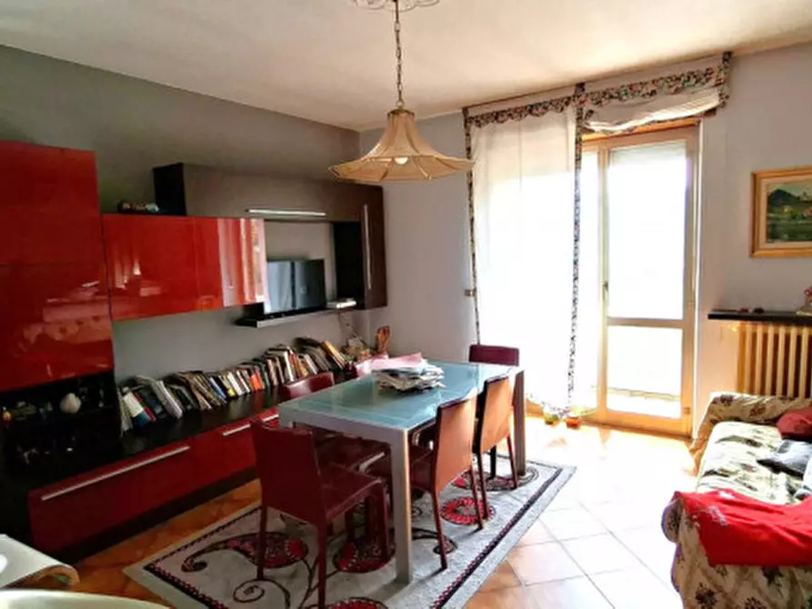 Immagine 3 di Appartamento in vendita  in Strada Valle Talloria a Grinzane Cavour