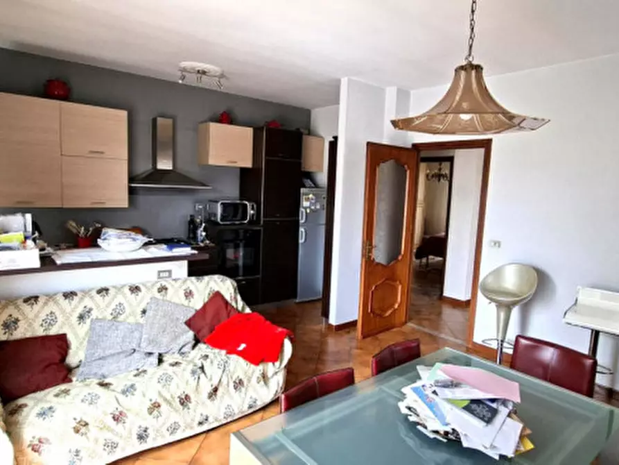 Immagine 4 di Appartamento in vendita  in Strada Valle Talloria a Grinzane Cavour
