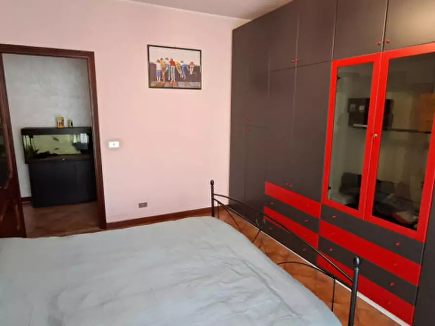 Immagine 9 di Appartamento in vendita  in Strada Valle Talloria a Grinzane Cavour