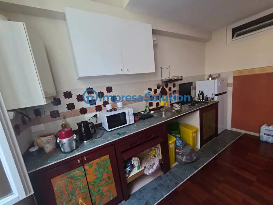 Immagine 9 di Camera in affitto  in Vico Lammatari a Napoli