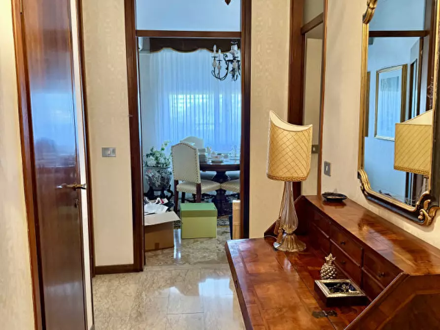 Immagine 2 di Appartamento in vendita  in Via Romagna a Castelfranco Veneto
