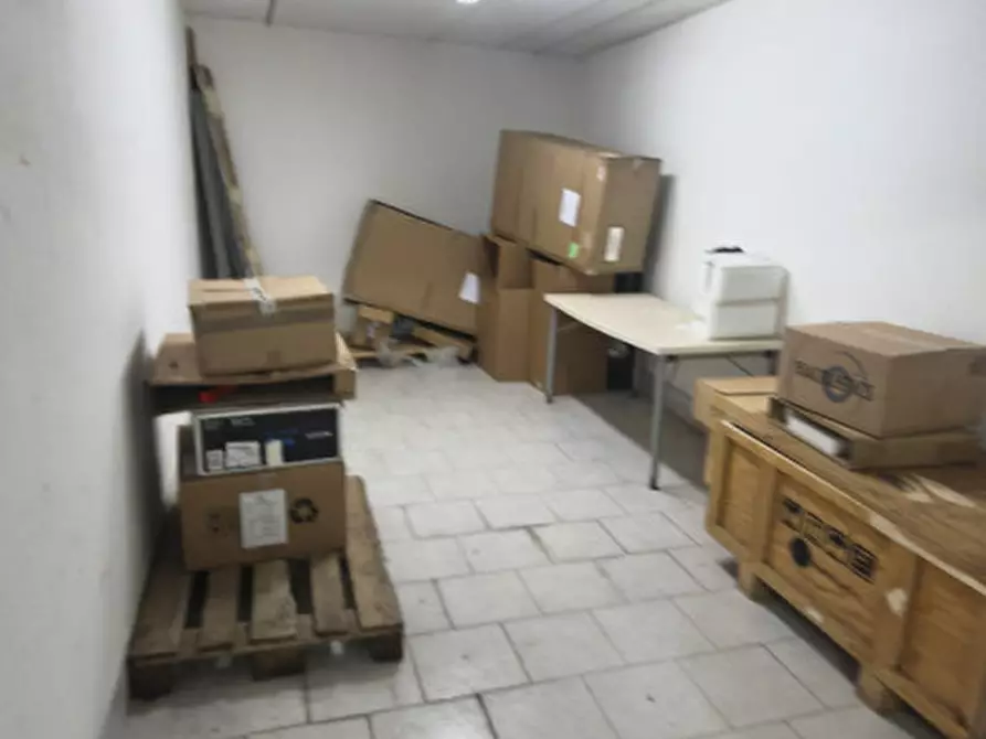 Immagine 1 di Garage in vendita  in VIA BONZETTI 46 a Padova