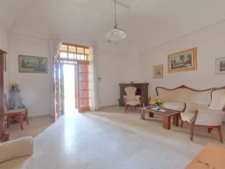 Immagine 27 di Villa in vendita  a Fasano