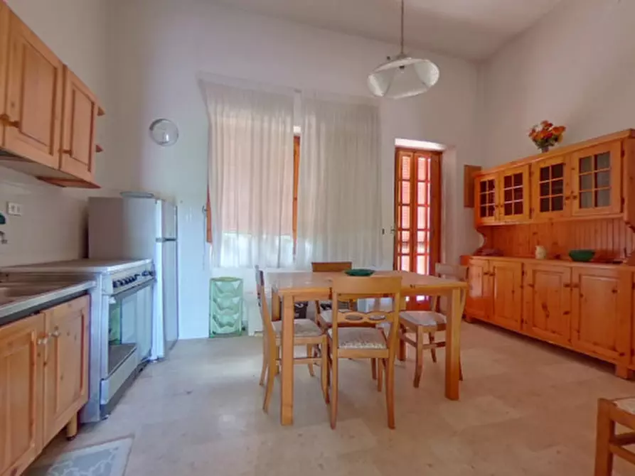 Immagine 29 di Villa in vendita  a Fasano