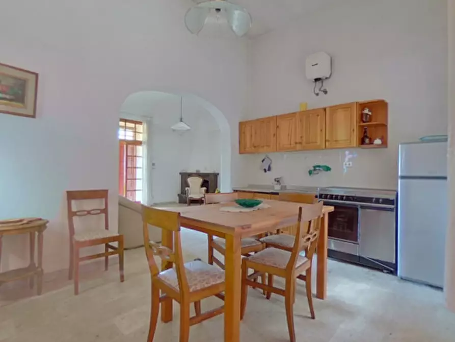 Immagine 31 di Villa in vendita  a Fasano