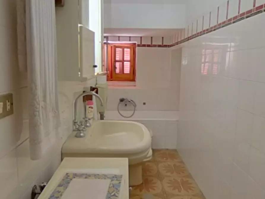 Immagine 34 di Villa in vendita  a Fasano