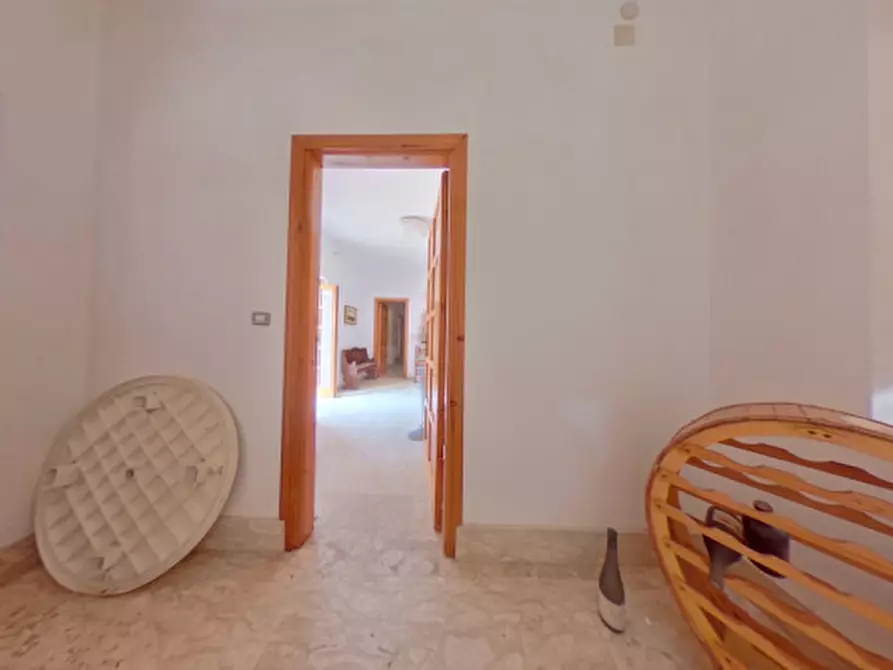 Immagine 40 di Villa in vendita  a Fasano