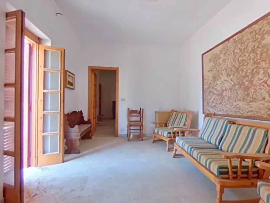 Immagine 41 di Villa in vendita  a Fasano