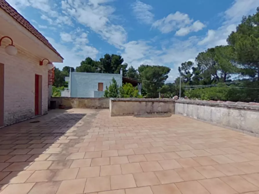 Immagine 45 di Villa in vendita  a Fasano