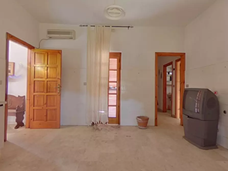 Immagine 48 di Villa in vendita  a Fasano