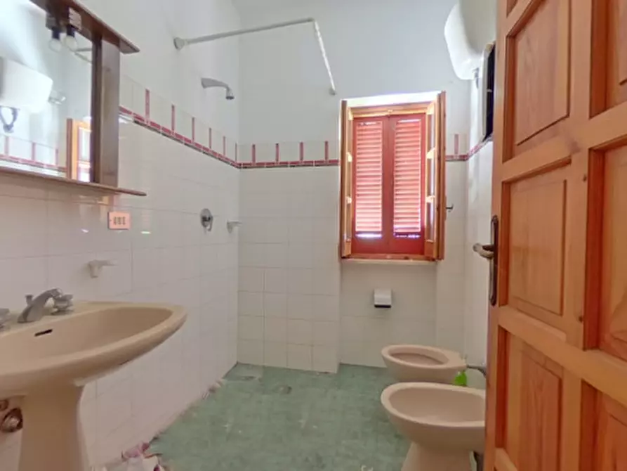 Immagine 52 di Villa in vendita  a Fasano
