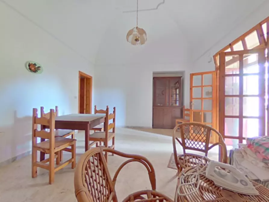 Immagine 56 di Villa in vendita  a Fasano