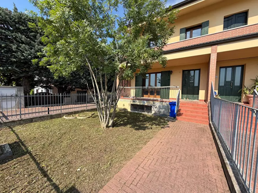 Immagine 1 di Villetta a schiera in vendita  in Via Dante a Cologna Veneta
