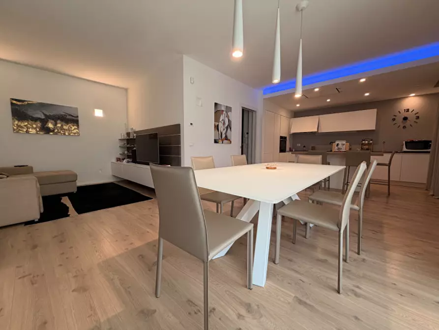 Immagine 1 di Casa quadrifamiliare in vendita  in Via Cardinale Borromeo a Rubano
