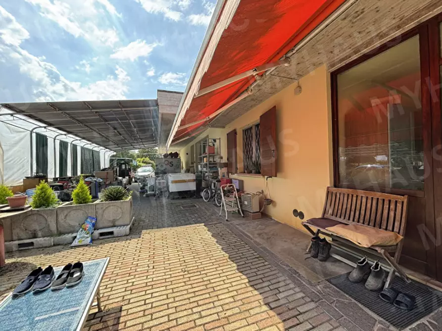 Immagine 4 di Attività commerciale in vendita  in Via Ravennate, 4160 a Cesena