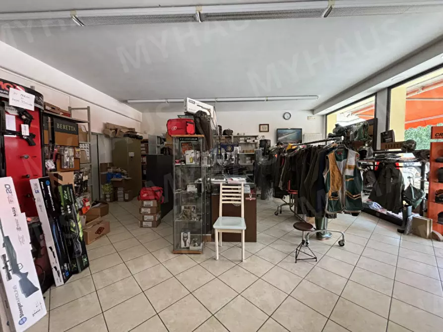 Immagine 25 di Attività commerciale in vendita  in Via Ravennate, 4160 a Cesena