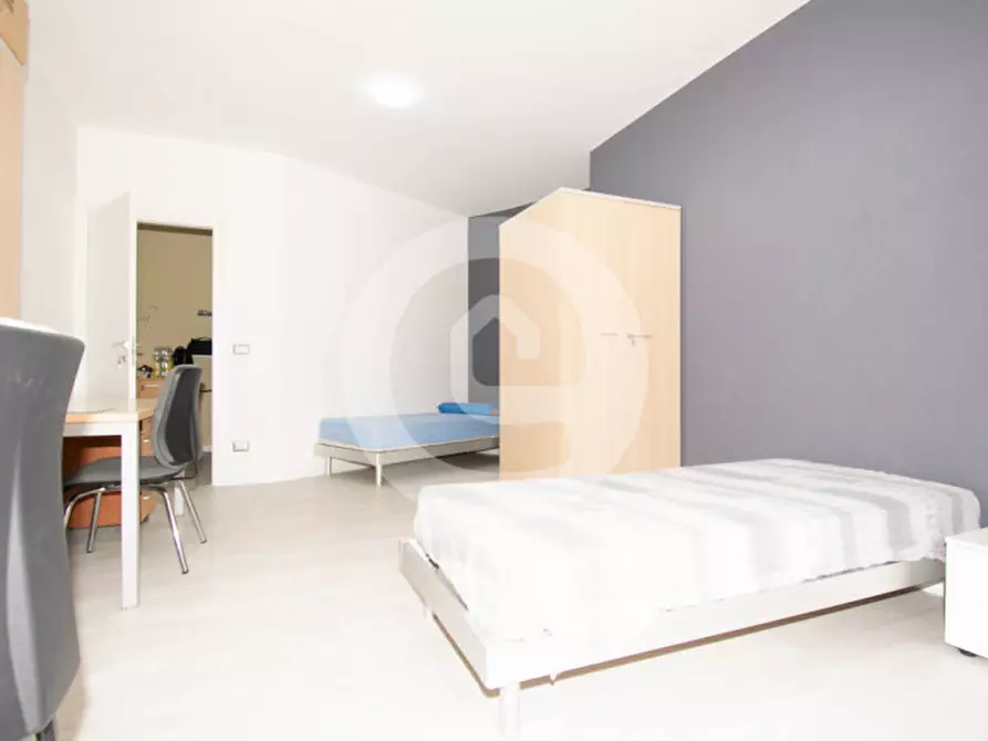 Immagine 10 di Camera in affitto  in via durer a Padova
