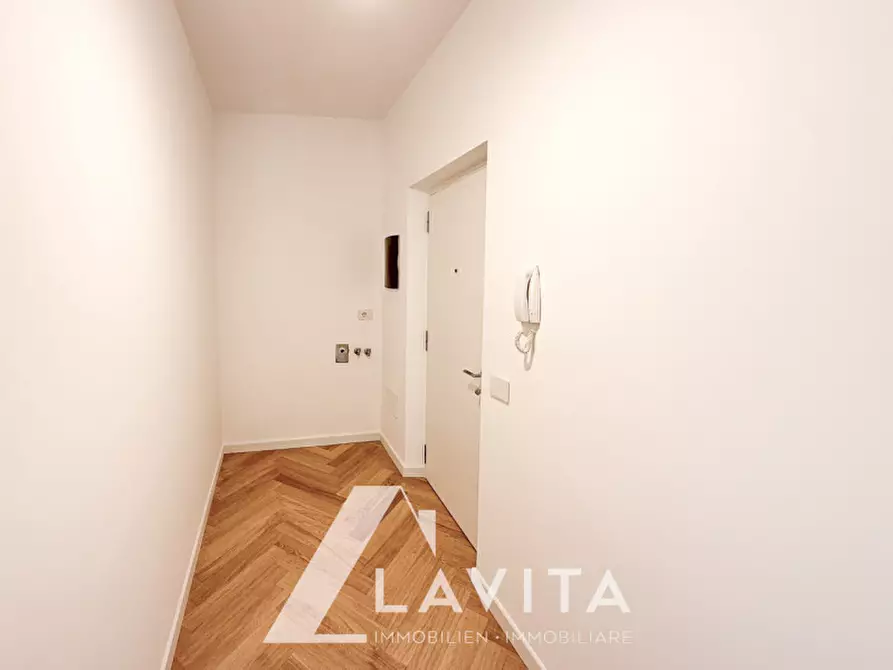 Immagine 9 di Appartamento in vendita  in Via Rovigo a Riva Del Garda