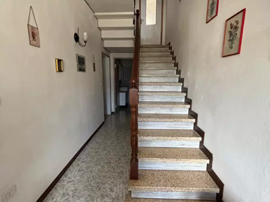 Immagine 5 di Appartamento in affitto  a Bagnolo Di Po