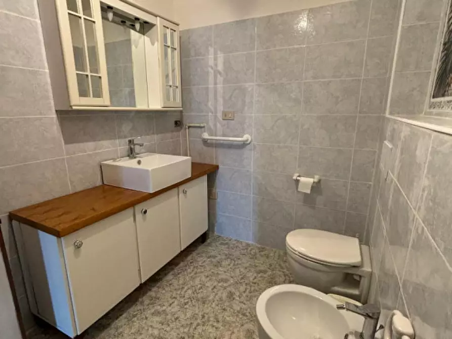 Immagine 6 di Appartamento in affitto  a Bagnolo Di Po