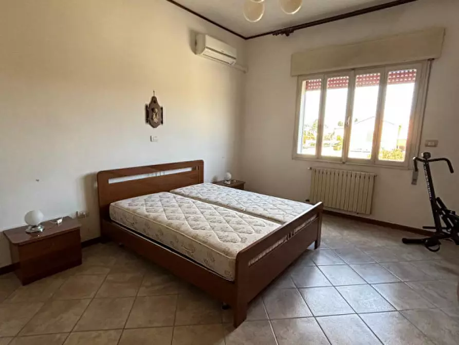 Immagine 9 di Appartamento in affitto  a Bagnolo Di Po