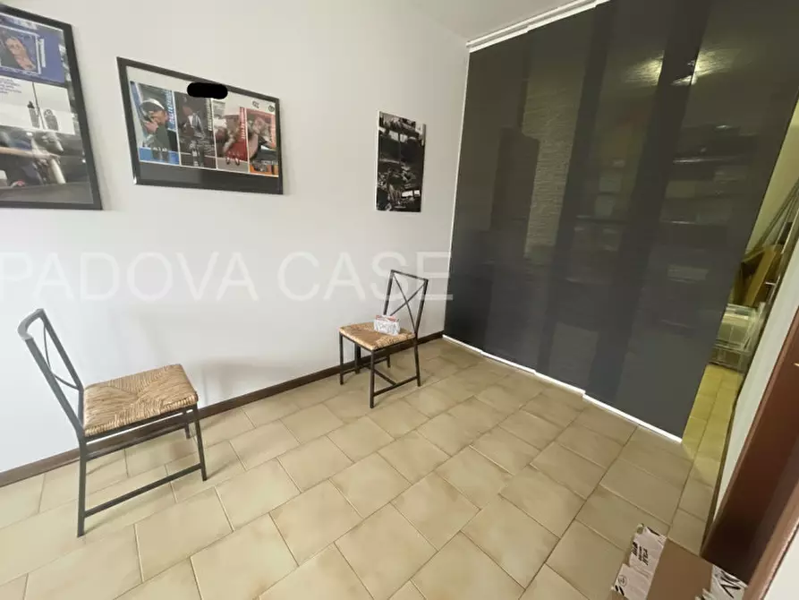 Immagine 3 di Ufficio in vendita  in Via Altichiero a Padova