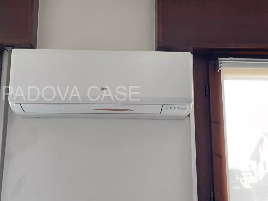 Immagine 7 di Ufficio in vendita  in Via Altichiero a Padova