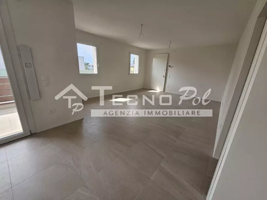 Immagine 2 di Appartamento in vendita  a Camposampiero