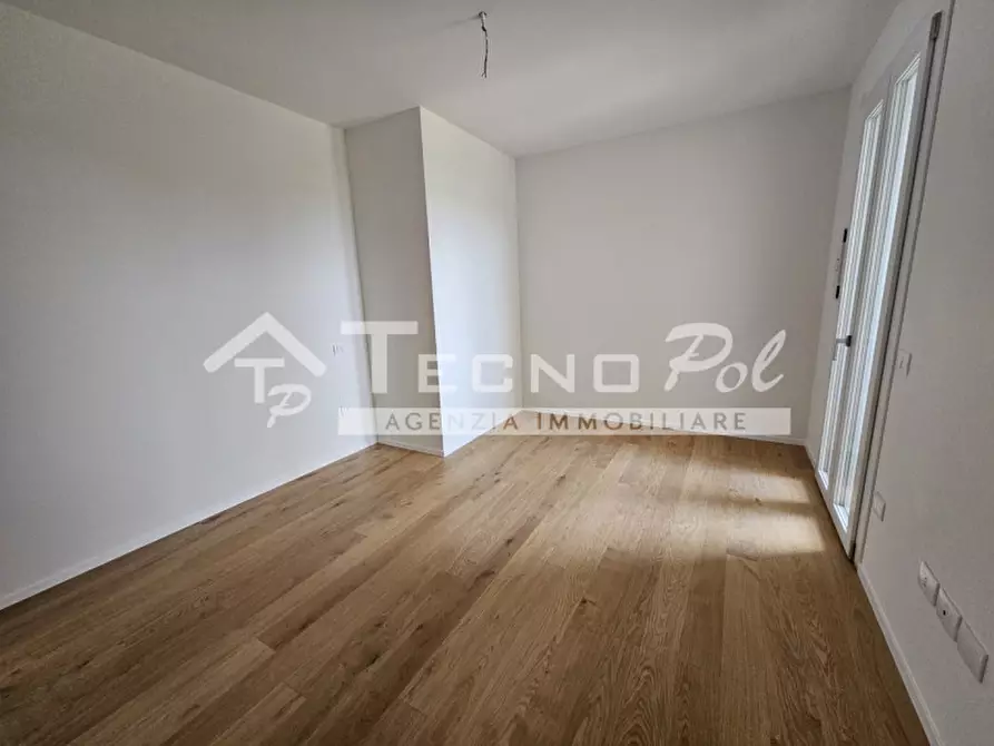 Immagine 15 di Appartamento in vendita  a Camposampiero