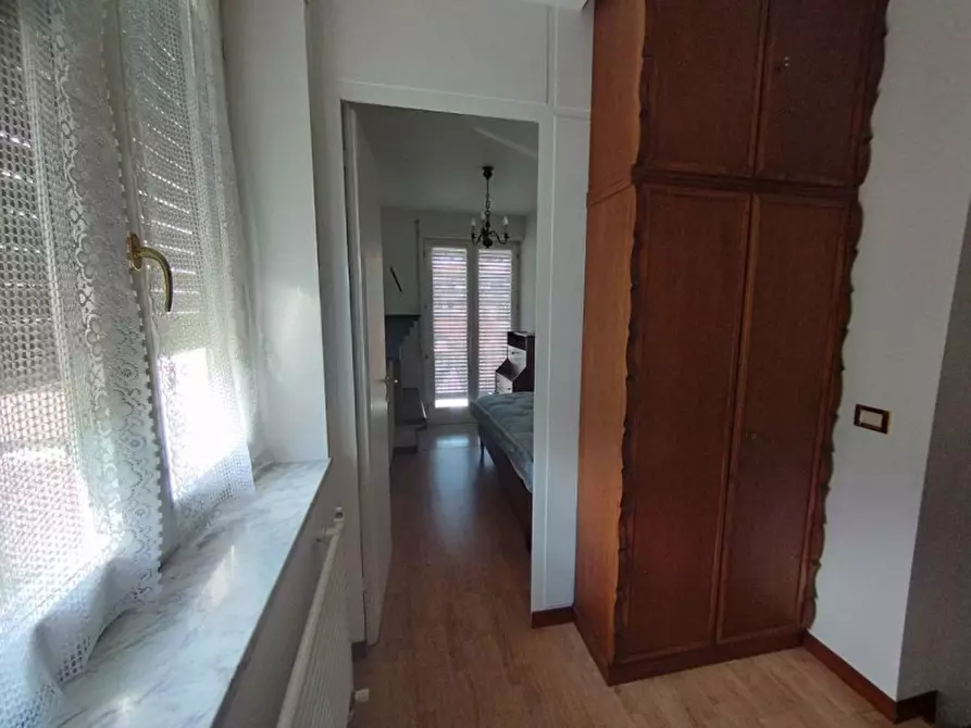 Immagine 11 di Appartamento in affitto  a Schio