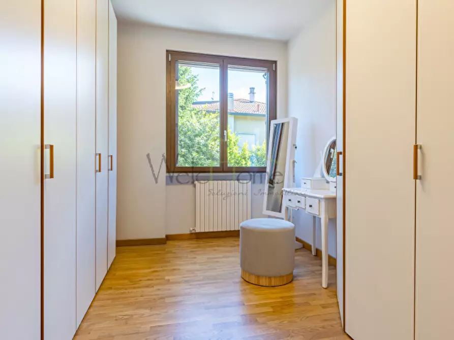 Immagine 29 di Villa in vendita  in Via Rovascino a Lipomo