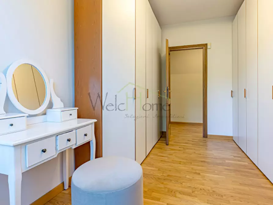 Immagine 30 di Villa in vendita  in Via Rovascino a Lipomo