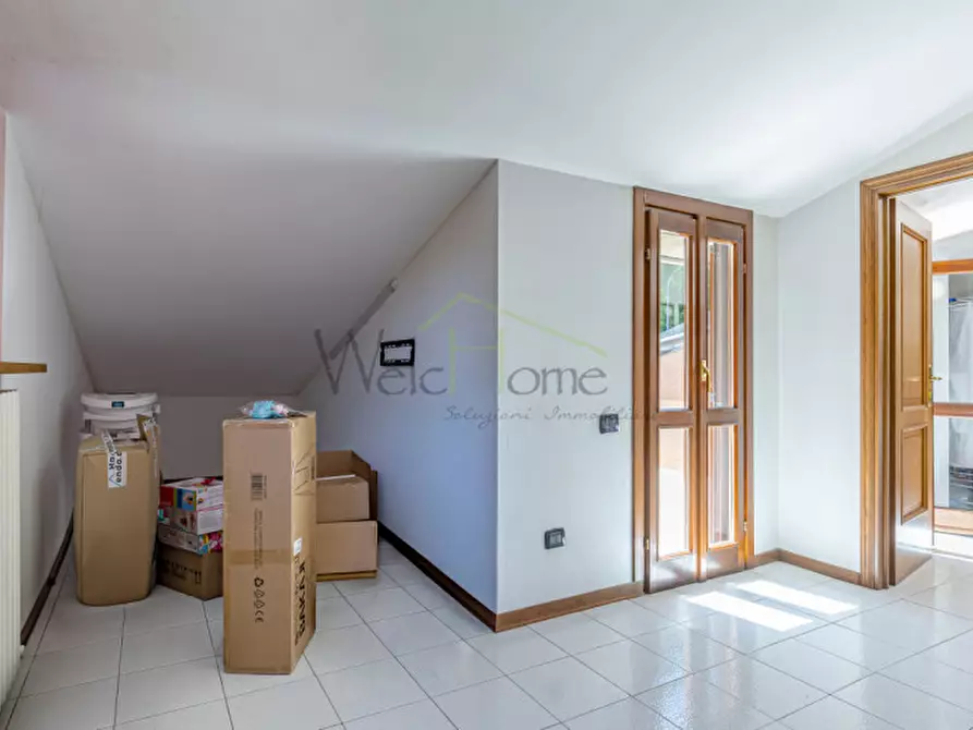 Immagine 43 di Villa in vendita  in Via Rovascino a Lipomo