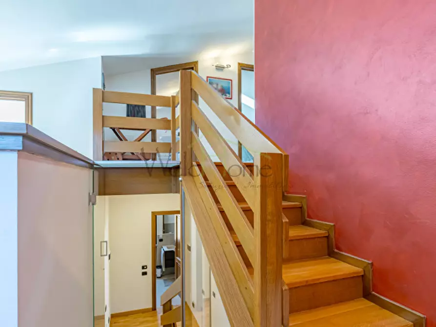 Immagine 47 di Villa in vendita  in Via Rovascino a Lipomo