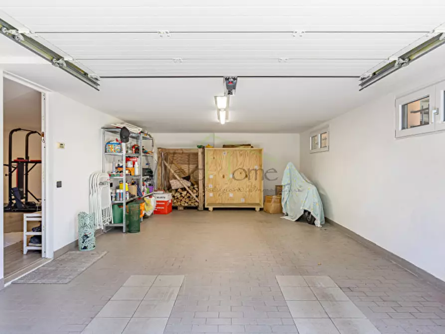 Immagine 50 di Villa in vendita  in Via Rovascino a Lipomo