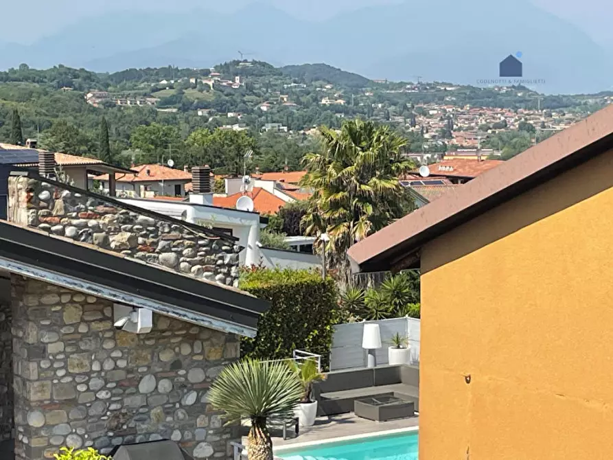 Immagine 2 di Villa in vendita  in Via Monte Baldo a Lonato del Garda