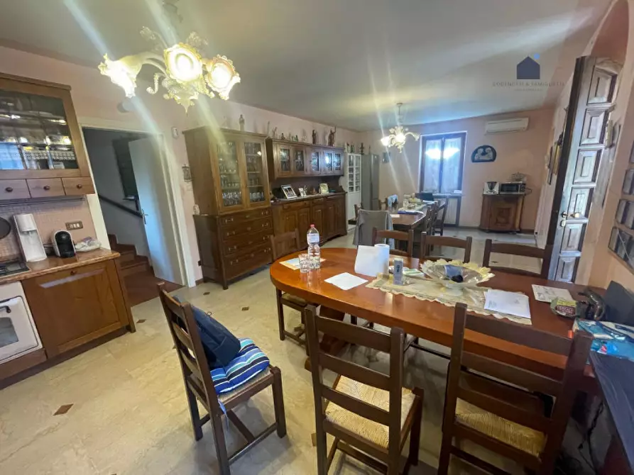 Immagine 10 di Villa in vendita  in Via Monte Baldo a Lonato del Garda