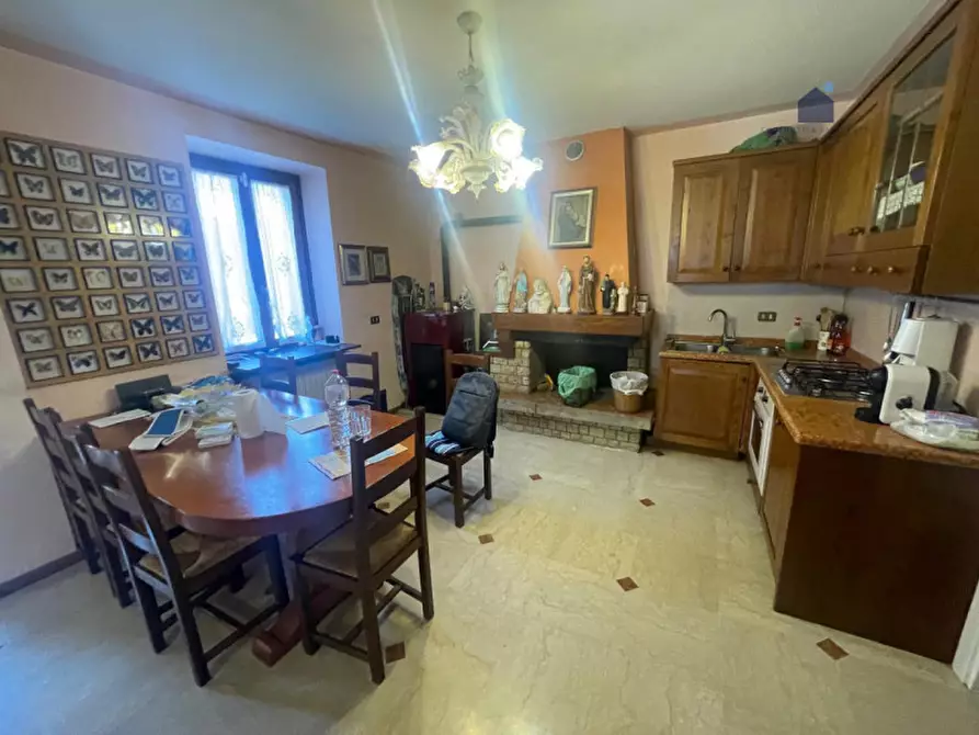 Immagine 12 di Villa in vendita  in Via Monte Baldo a Lonato del Garda