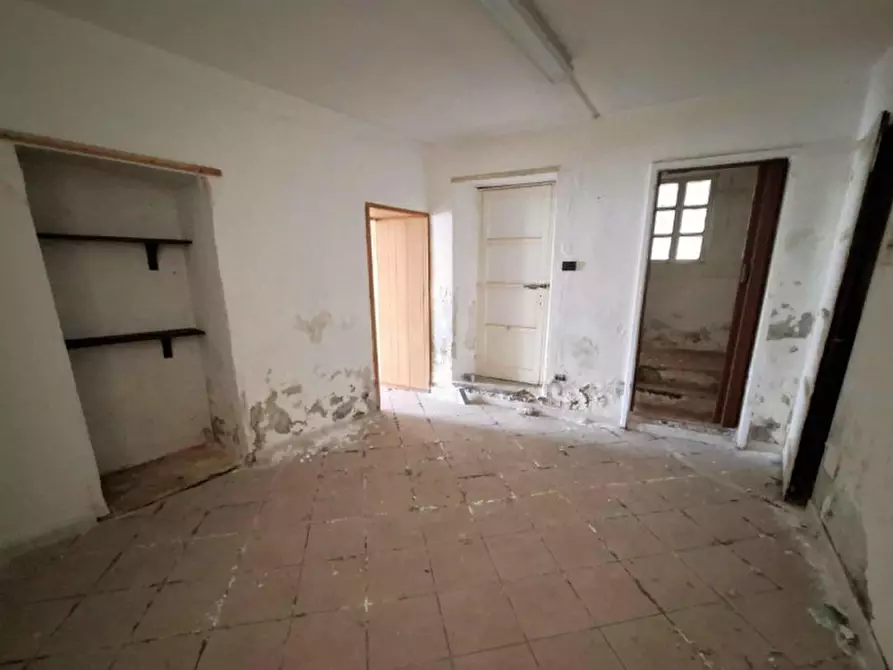 Immagine 12 di Palazzo in vendita  in Piazza S. Pietro, 2, 12031 Bagnolo Piemonte CN, Italia a Bagnolo Piemonte