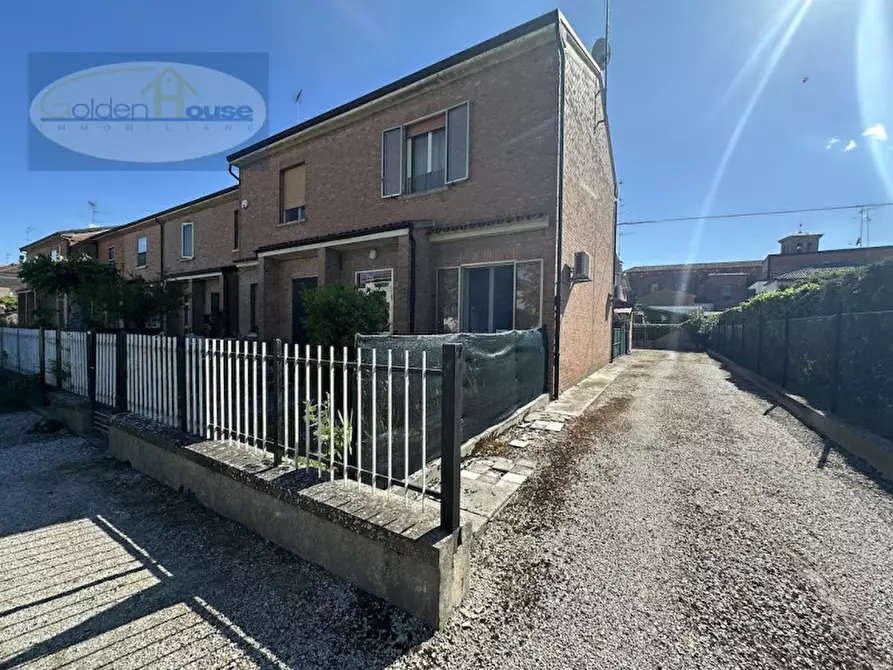 Immagine 2 di Villetta a schiera in vendita  in Via Opera Pia 63 a Argenta