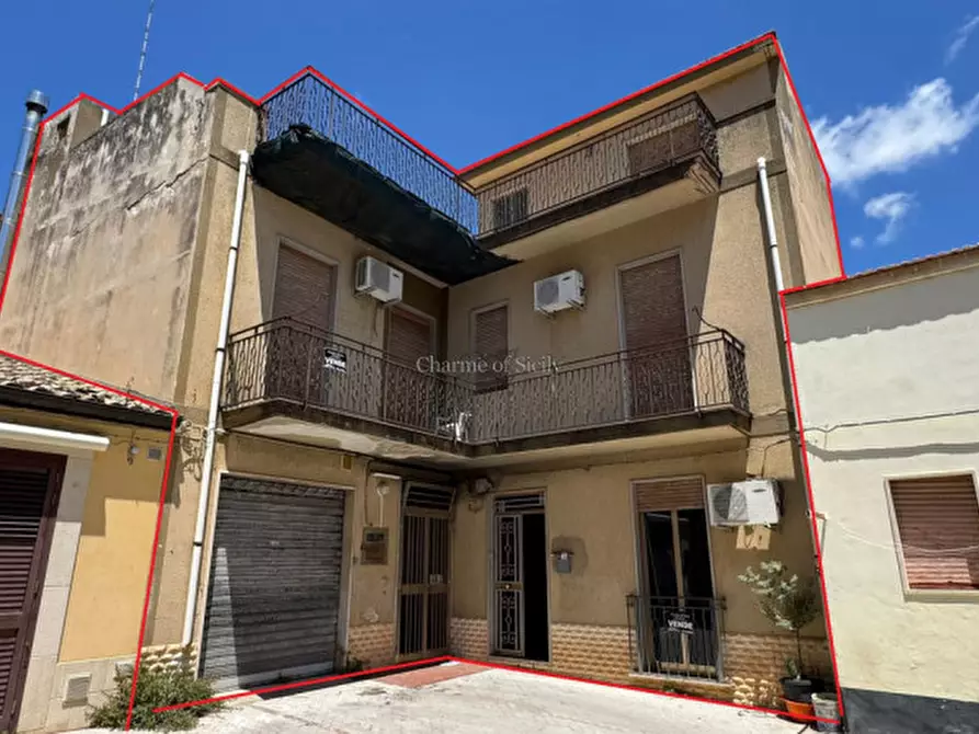 Immagine 2 di Casa indipendente in vendita  a Modica