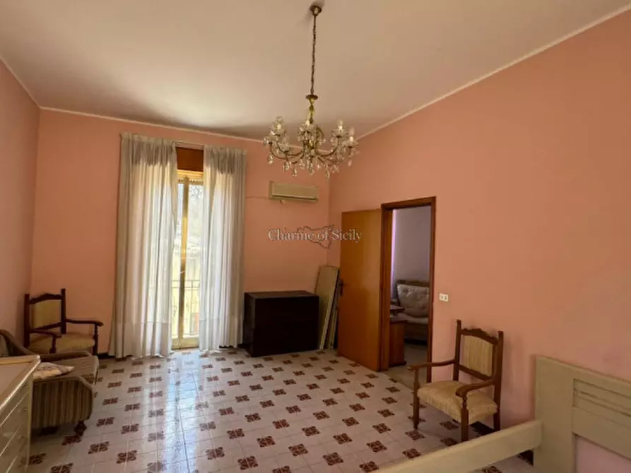 Immagine 18 di Casa indipendente in vendita  a Modica