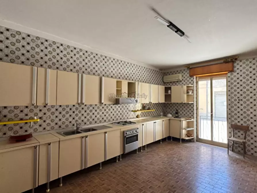 Immagine 19 di Casa indipendente in vendita  a Modica